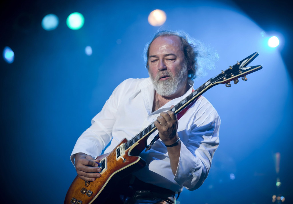 Molnár György kilép az Omegából